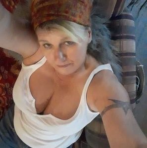 Meet your Posher, Michele